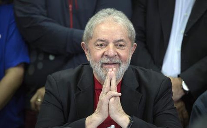PT, PDT, PSOL e PCdoB dizem que Lula é vítima de &#8216;perseguição política&#8217;