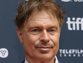 Morre Patrick Muldoon, ator de Tropas Estelares e Melrose Place, aos 57 anos