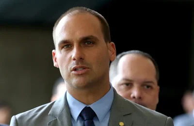STF marca julgamento de denúncia contra Eduardo Bolsonaro por coação