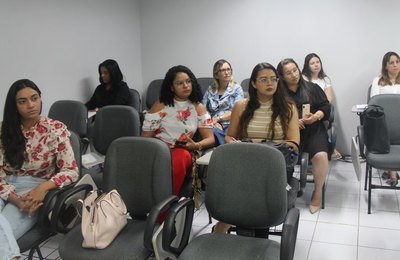 Membros de equipes multidisciplinares do TJAL participam de curso híbrido na Esmal