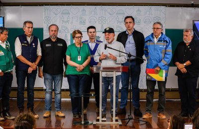 Financiamentos a desabrigados em Minas seguirão modelo do RS, diz Lula