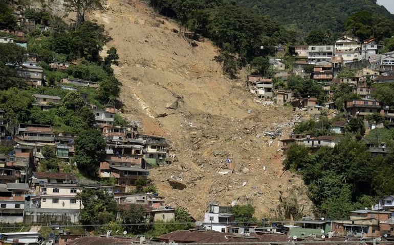 Lei dá prioridade a áreas de desastres para receber alimentos do PAA