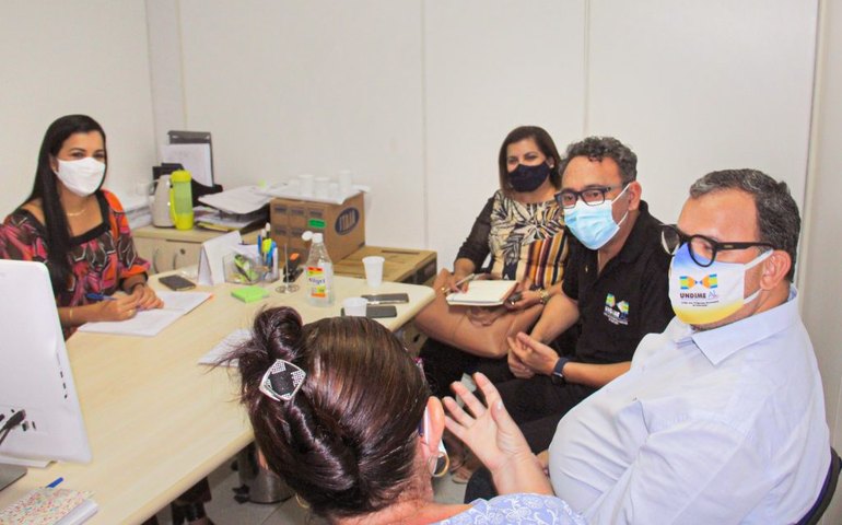 Prefeitura fortalece parceria com união dos dirigentes municipais de Educação