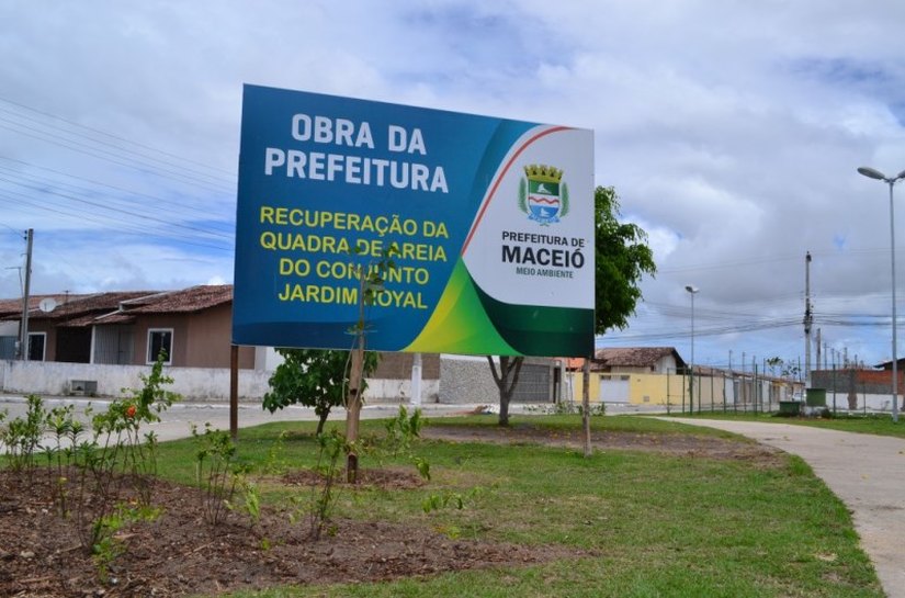 Prefeito Rui Palmeira entrega quadra de futevôlei no Jardim Royal neste sábado