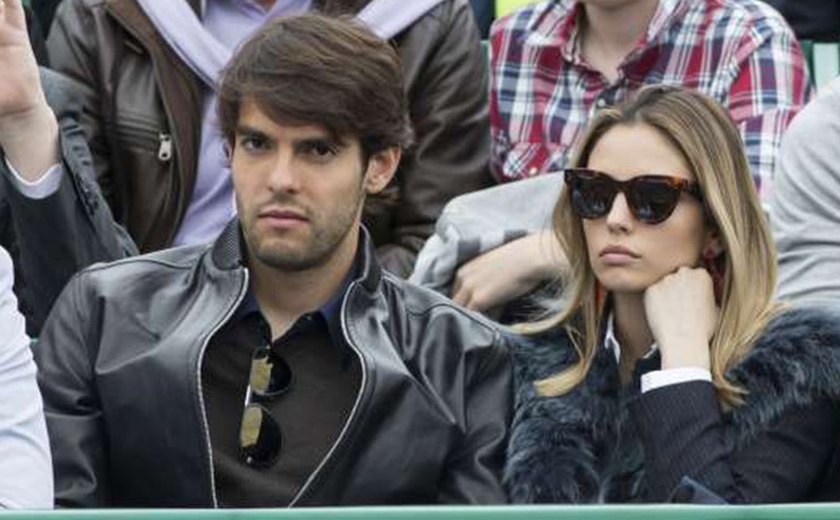 Kaká dá pensão, mas não aceita dividir patrimônio com Carol Celico em divórcio