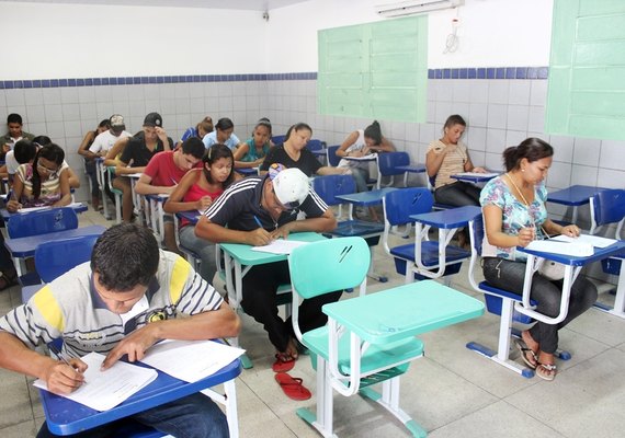 Boca da Mata: Cursinho prepara alunos para o ENEM e IFAL