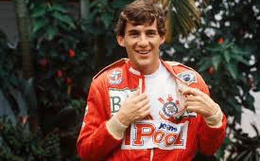 Senna é celebrado por Corinthians, seu time de coração, e pelos adversários