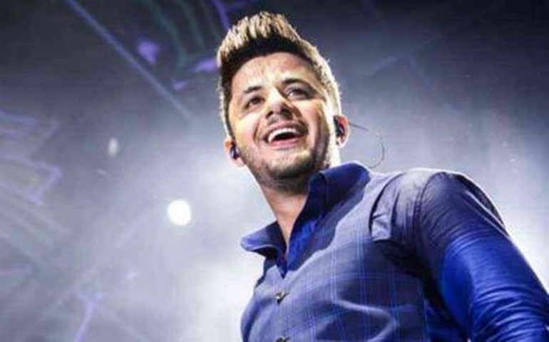 Pais de Cristiano Araújo publicam homenagens nos 5 anos da morte do cantor