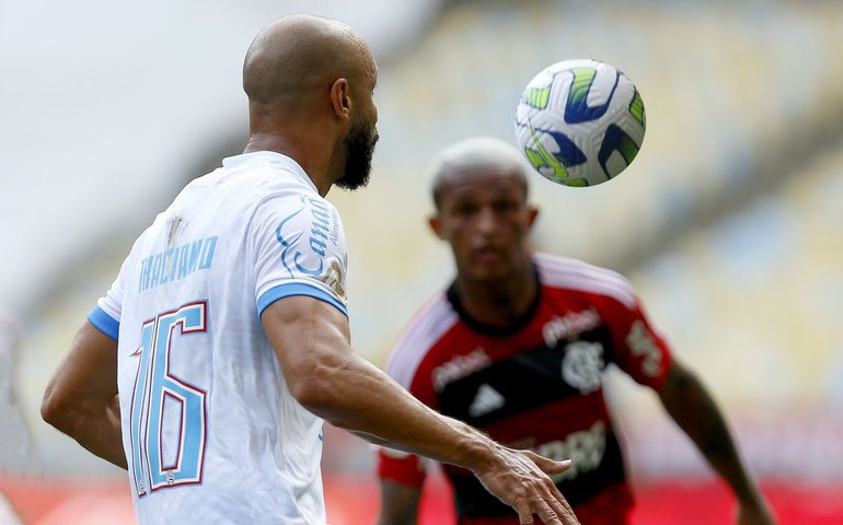 De olho na liderança do Brasileiro, Fla e Bahia jogam no Maracanã
