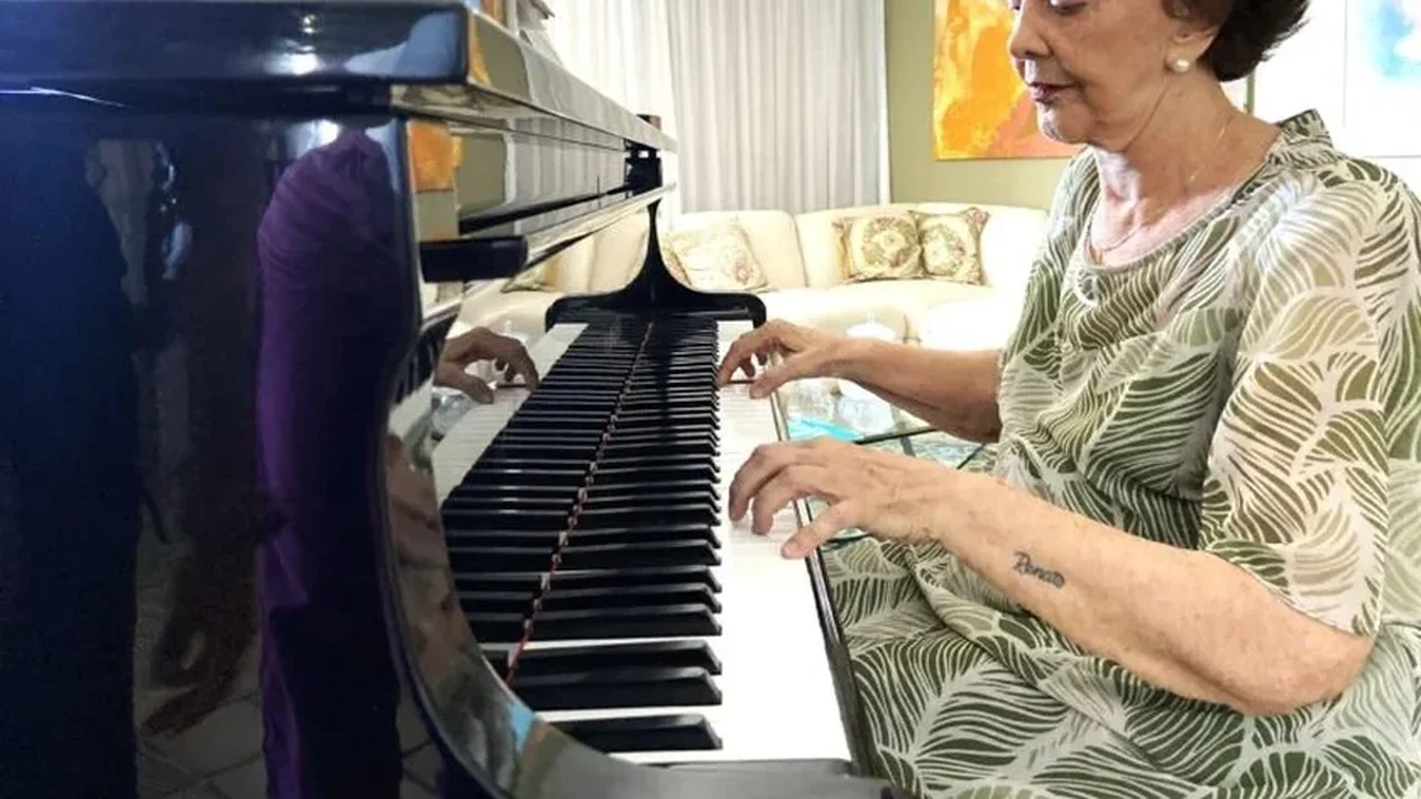 Selma Britto promove encontro entre piano e acordeon no Concerto aos Domingos do IHGAL