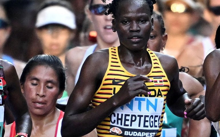 Rebecca Cheptegei: Paris nomeará sede esportiva em homenagem à atleta olímpica ugandesa morta após ter corpo incendiado por ex-namorado