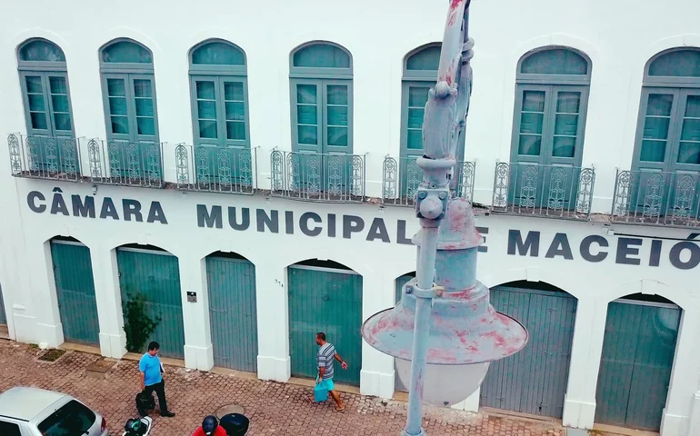 Câmara de Maceió tem sido omissa na fiscalização e cobrança aos erros do Executivo na capital