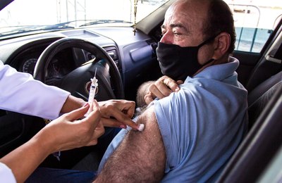 Maceió vacina pessoas com 57 anos sem comorbidades a partir das 13h de hoje (2)