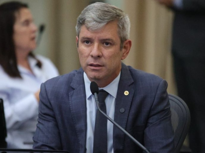 Cabo Bebeto denuncia falta de uniformes e EPIs no Samu de Alagoas