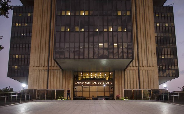 Reservas internacionais estavam em US$ 348,268 bi no dia 20 de abril, diz BC