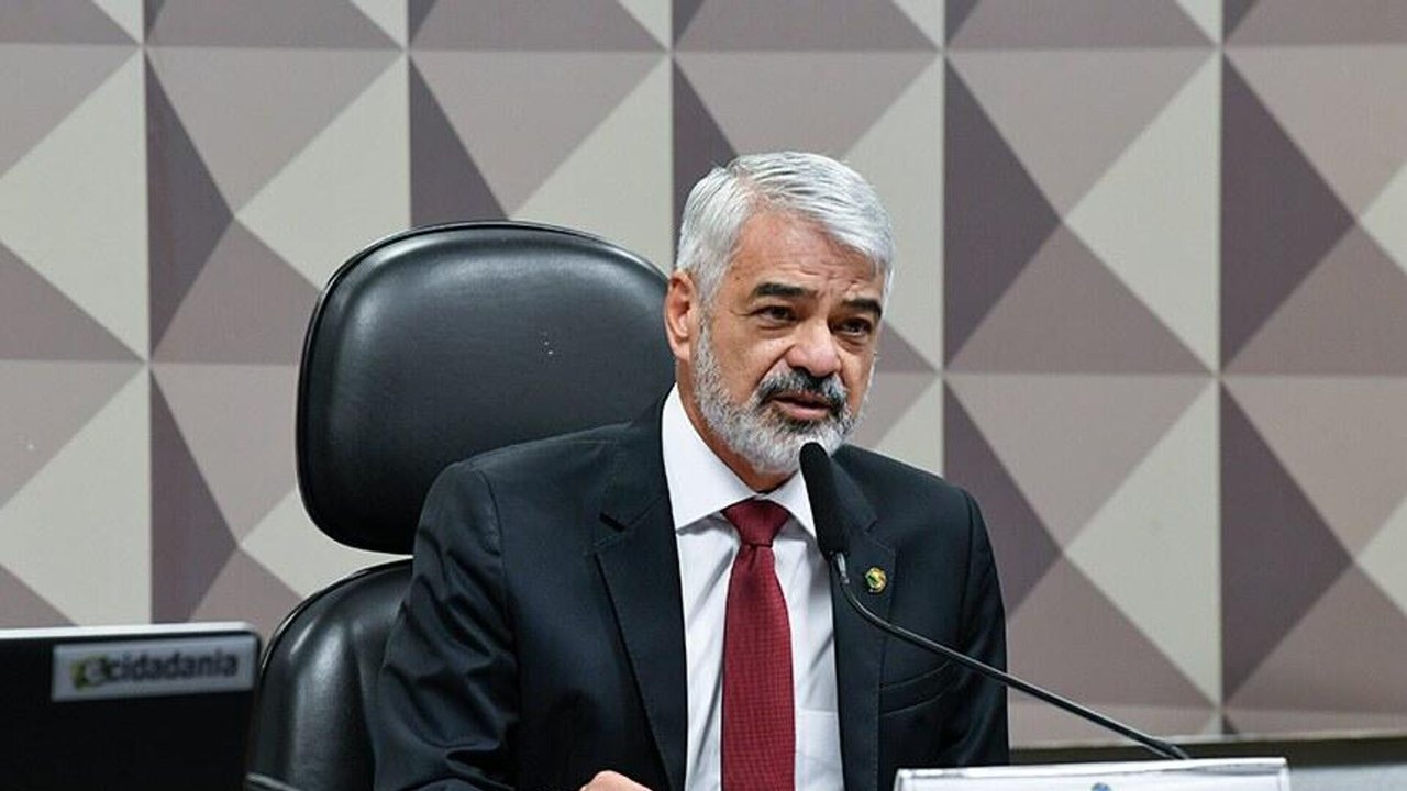 Humberto na presidência do PT é escolha certa; driblar fogo amigo é desafio, dizem fontes à Sputnik