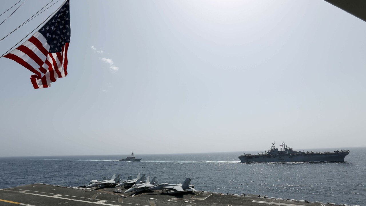EUA perdem domínio no mar com ritmo de construção de navios de guerra mais lento do mundo, diz mídia