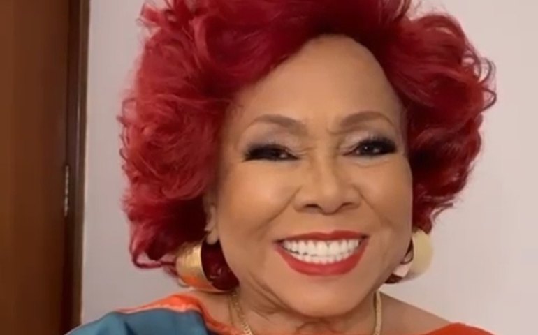 Alcione manda recado para público do Festival de Inverno que acontece na próxima semana