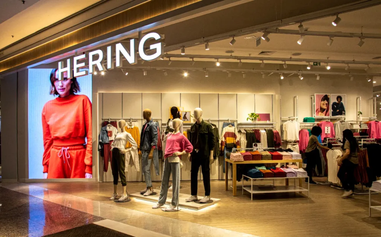 Soma ainda luta para arrumar a casa da Hering um ano após aquisição da marca