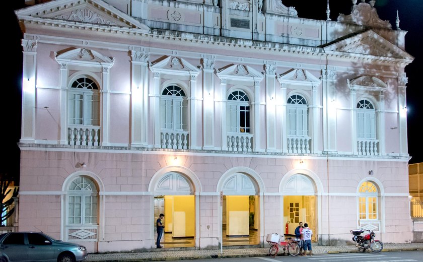 Teatro Deodoro comemora seus 114 anos com programação variada e gratuita