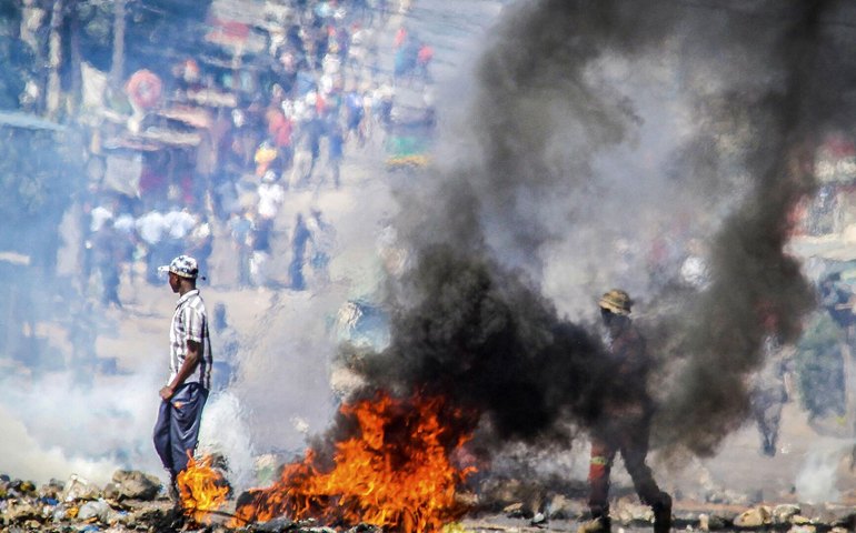 Protestos contra o governo em Moçambique causam 3 mortes e deixam dezenas de feridos