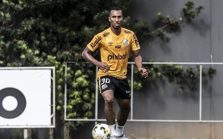 Lucas Braga diz que Santos tem de recuperar em Minas os pontos perdidos na Vila