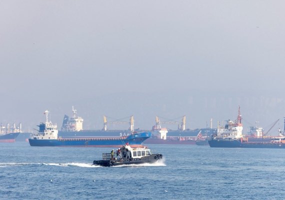 Rússia afirma ter destruído navio de reconhecimento ucraniano, no Mar Negro