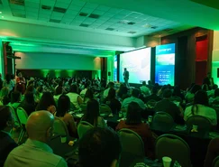 Evento reuniu mais de 200 empresários.jpg 