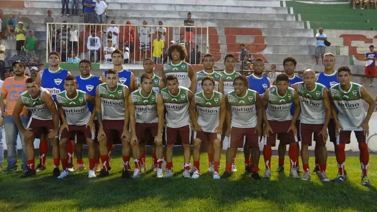 Com o apoio da torcida tricolor, CSE apresenta elenco para o Alagoano