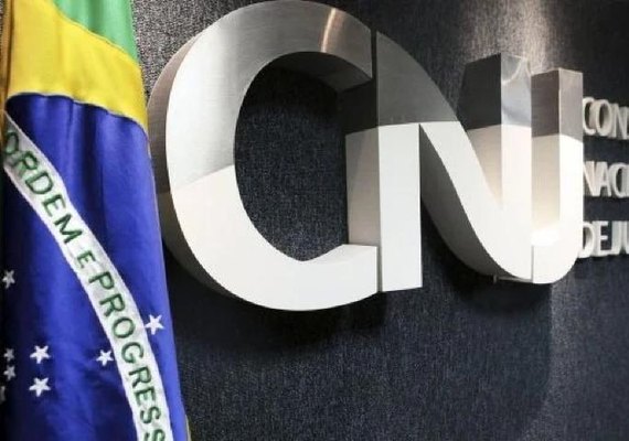 Juíza reintegrada após punição do CNJ vai receber R$ 5,8 milhões