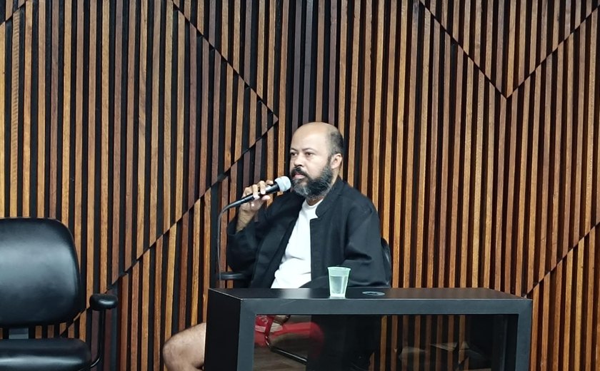 “Amo a justiça”, diz serial killer acusado de matar mulher trans a tiros em Maceió