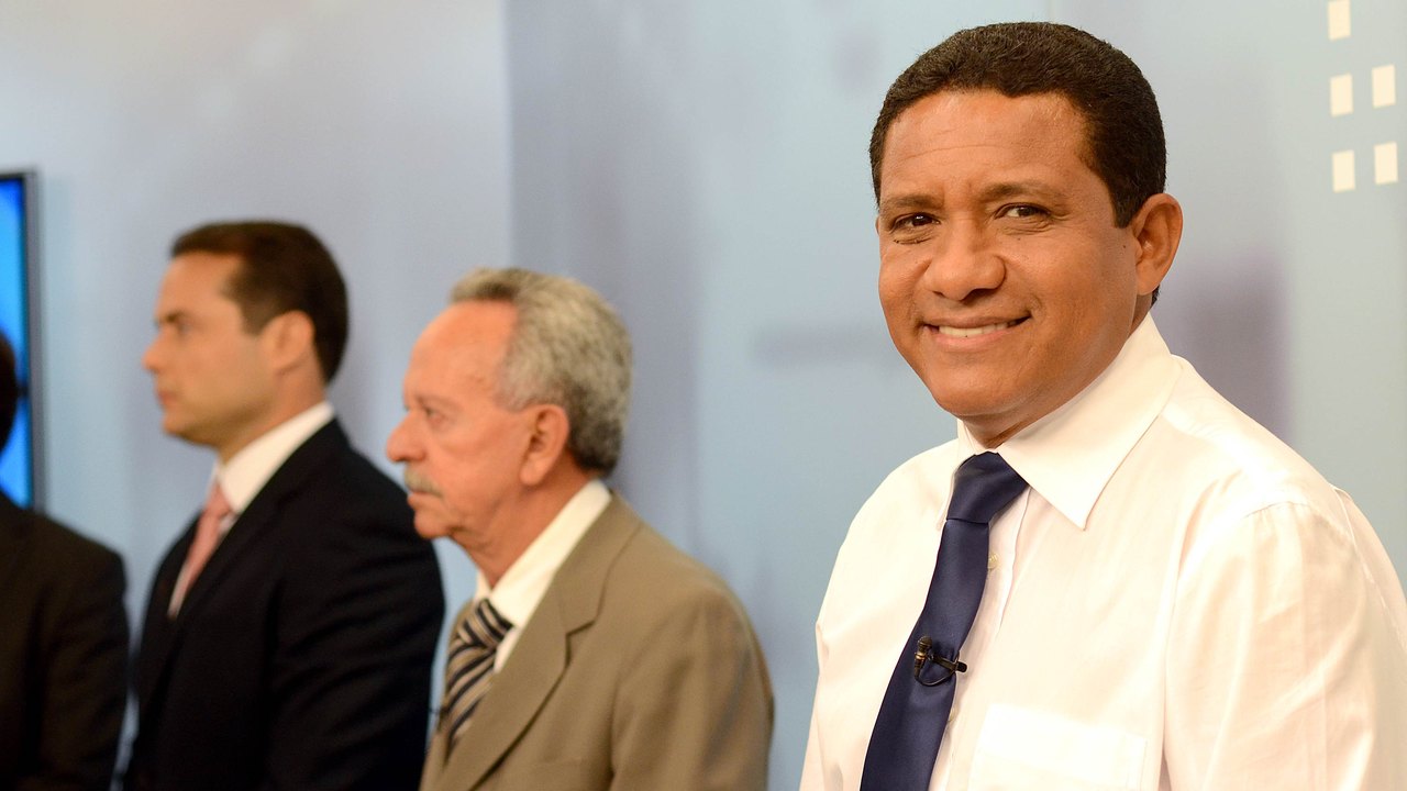 Em debate, Júlio Cezar defende a ampliação das escolas profissionalizantes no Estado