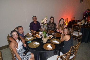 DSC_3254-(Copy).jpg