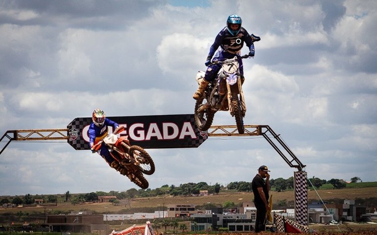 Calendário esportivo: Viva Motocross chega à 11ª edição e vai movimentar Arapiraca neste final de semana