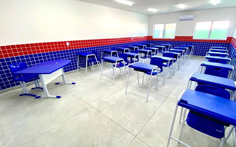Comunidade de Canafístula de Frei Damião recebe escola para 400 alunos nesta sexta