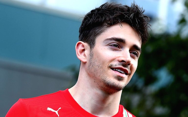 Leclerc ganha corrida chinesa e domina provas virtuais da Fórmula 1