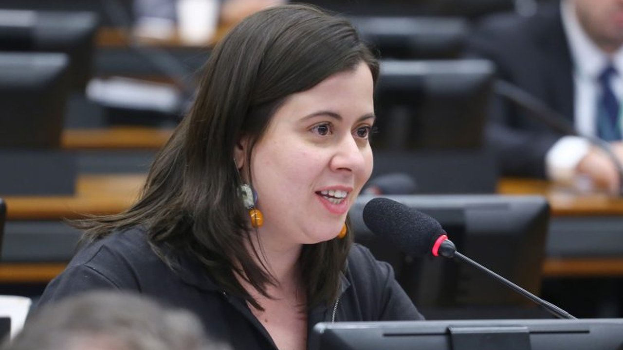 CCJ aprova projeto que substitui o termo 'serviço social' por 'assistência social' no ECA