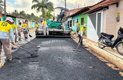 Prefeito Allan de Jesus inicia pavimentação de 13 ruas em parceria com o Programa Pro-Estrada