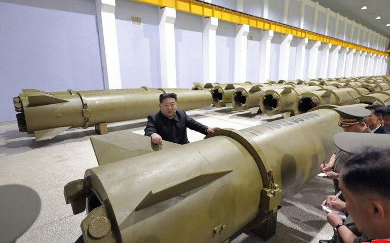 Coreia do Norte anuncia aumento de 2,5 vezes na produção de mísseis Hwasong-11