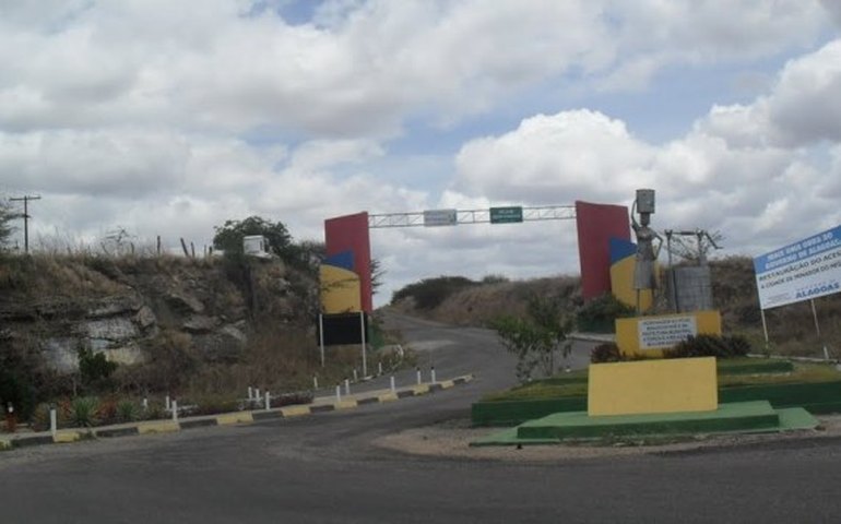 Mulher comete suicídio com tiro na cabeça em Minador do Negrão