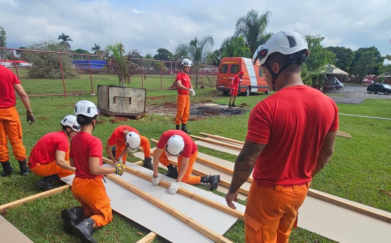 Cadetes do Corpo de Bombeiros participam de intercâmbio técnico no Distrito Federal