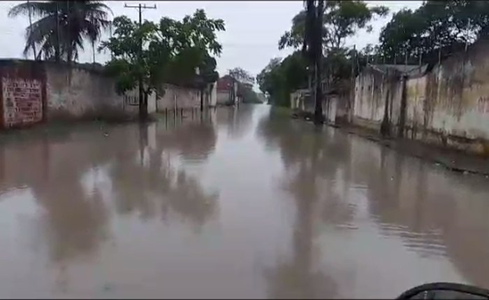 Rua inundada em Rio Largo Rua inundada em Rio Largo