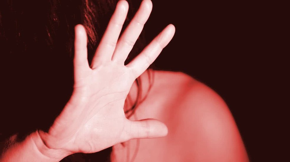 Homem é preso por agressão à companheira no bairro Bebedouro, em Maceió