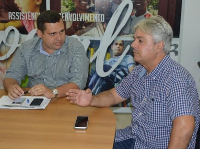 Seades discute projetos de combate à pobreza com prefeituras