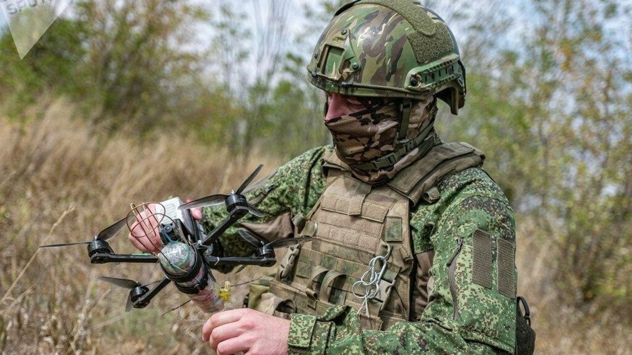 Rússia ataca área de produção militar em fábrica na Ucrânia, diz MD russo