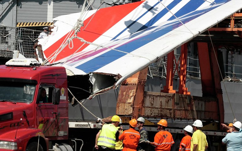 Justiça francesa condena Airbus e Air France por acidente fatal em voo Rio-Paris