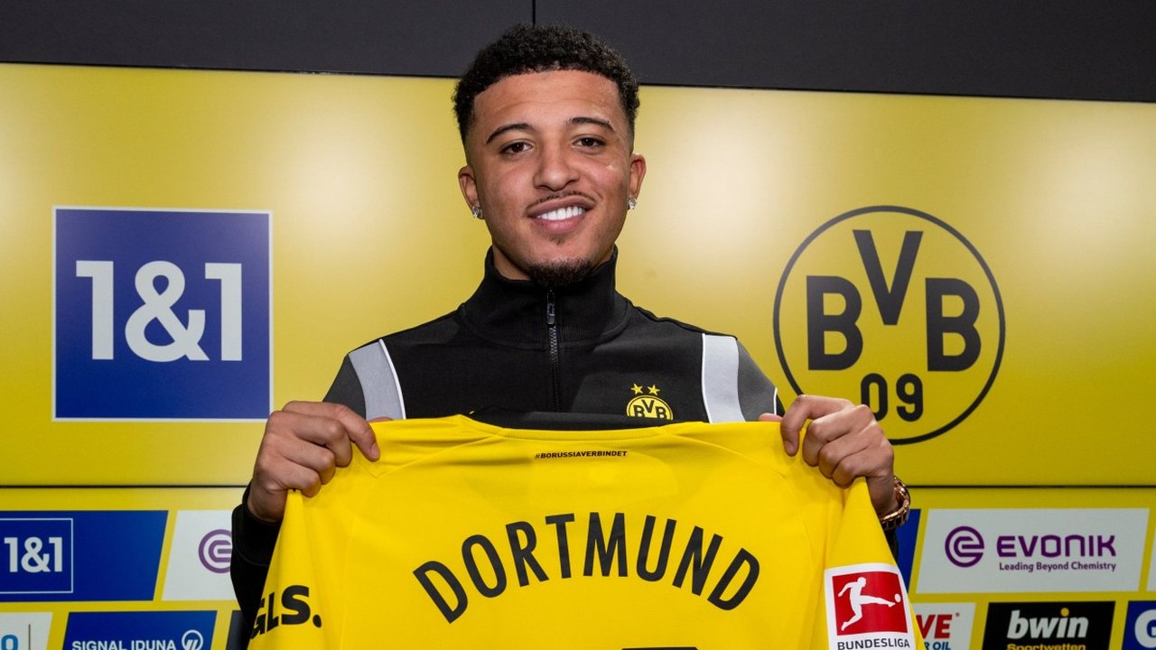 Borussia Dortmund anuncia retorno de Sancho por empréstimo