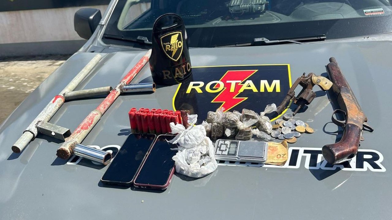 Em uma semana,  PM retira das ruas 22 armas de fogo e mais de 13 quilos de drogas