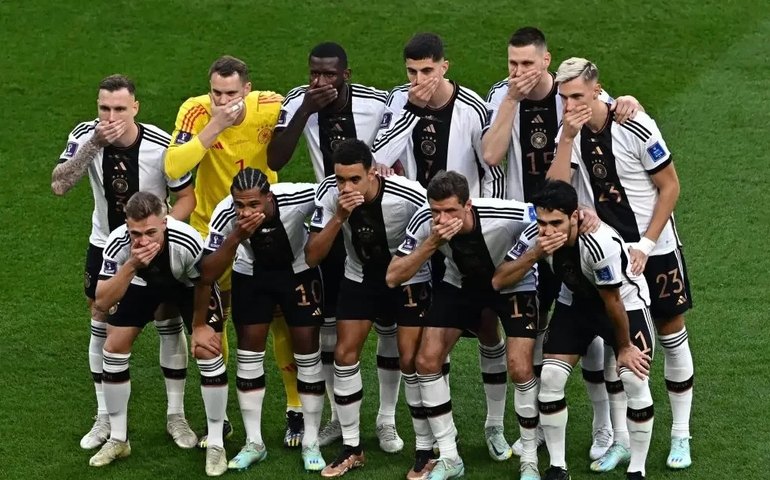 Alemanha busca empate no fim com a Ucrânia em seu jogo de número 1000 da história