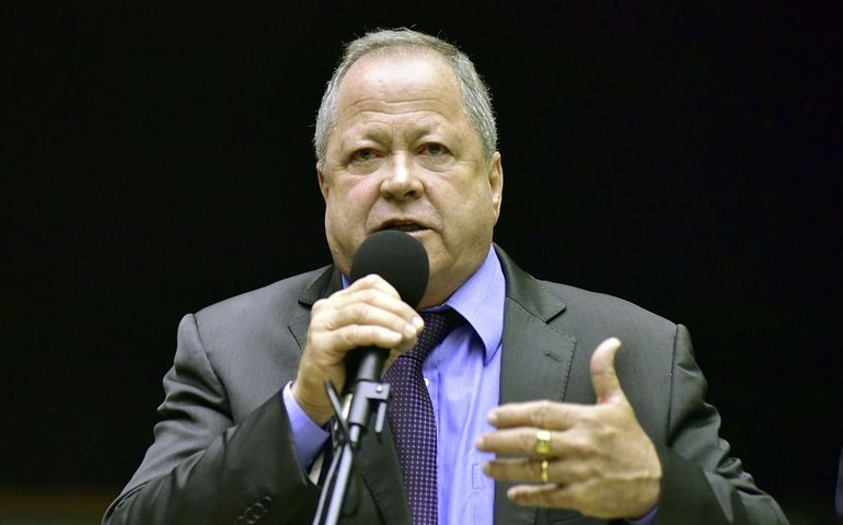 Moraes concede prisão domiciliar ao deputado Chiquinho Brazão